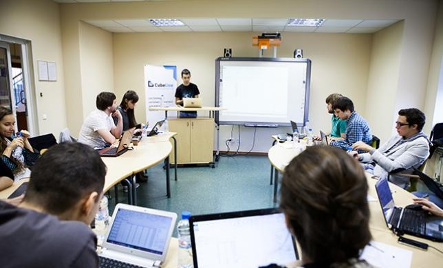 В Петербурге прошел первый мастер-класс по использованию Excel в обработке веб-статистики
