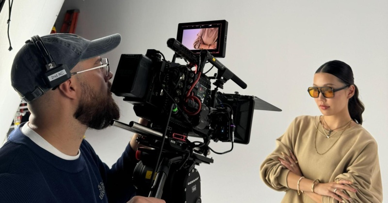 Миллионы для видеокреаторов: как ИИ влияет на индустрию создания контента