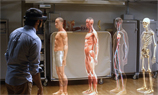 Очки Microsoft HoloLens использовали при операции на позвоночнике