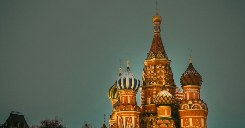 Как иностранные IT-компании и агентства платят в Россию и не теряют в легальности и выгоде