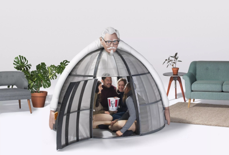 «Антитехнологичная» палатка от KFC