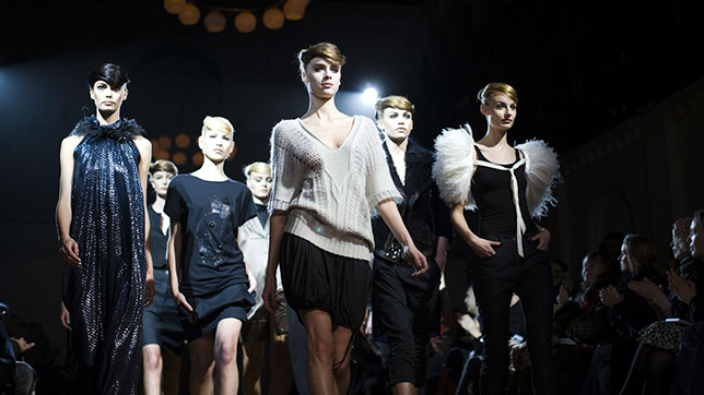 fashion_show_tuala-hjarno.jpg fashion_show_tuala-hjarno.jpg