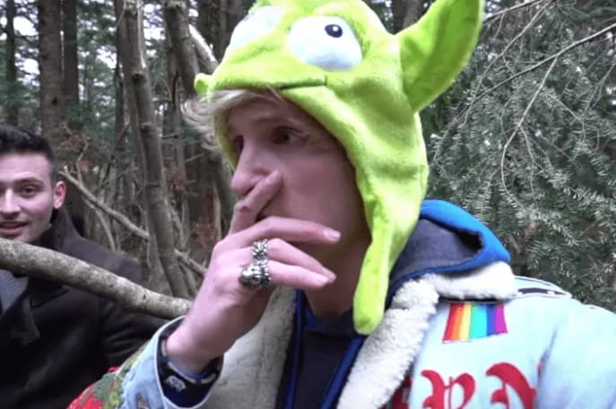 YouTube забанил блогера из-за видео про «лес самоубийц»